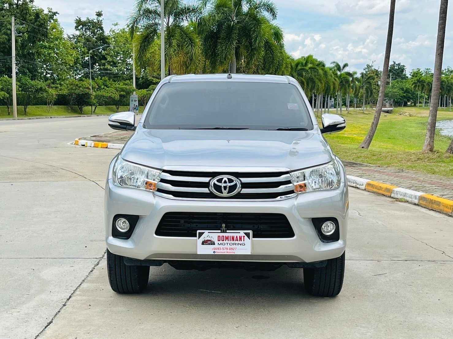 2017 TOYOTA HILUX PRERUNNER AT 2WD