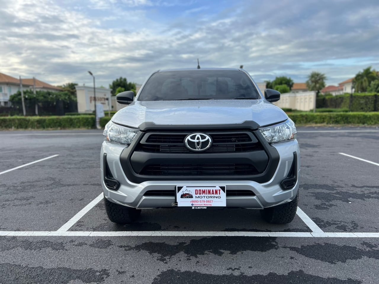 2023 TOYOTA HILUX SINGLE CAB(Brand New) AT 4WD