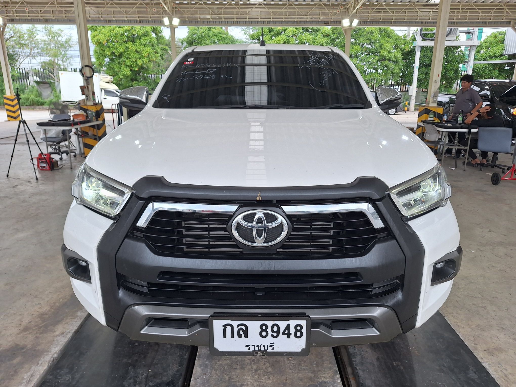 2023 TOYOTA HILUX DUOUBLE CABIN 2.4 AT 2WD