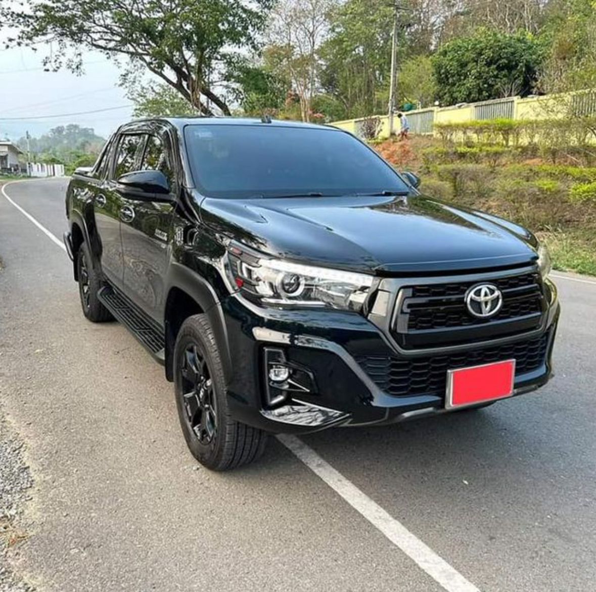 2018 TOYOTA HILUX REVO ROCCO 2.8 4WD AT