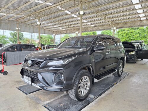 2021 Toyota Fortuner AT 2WD 2.4 