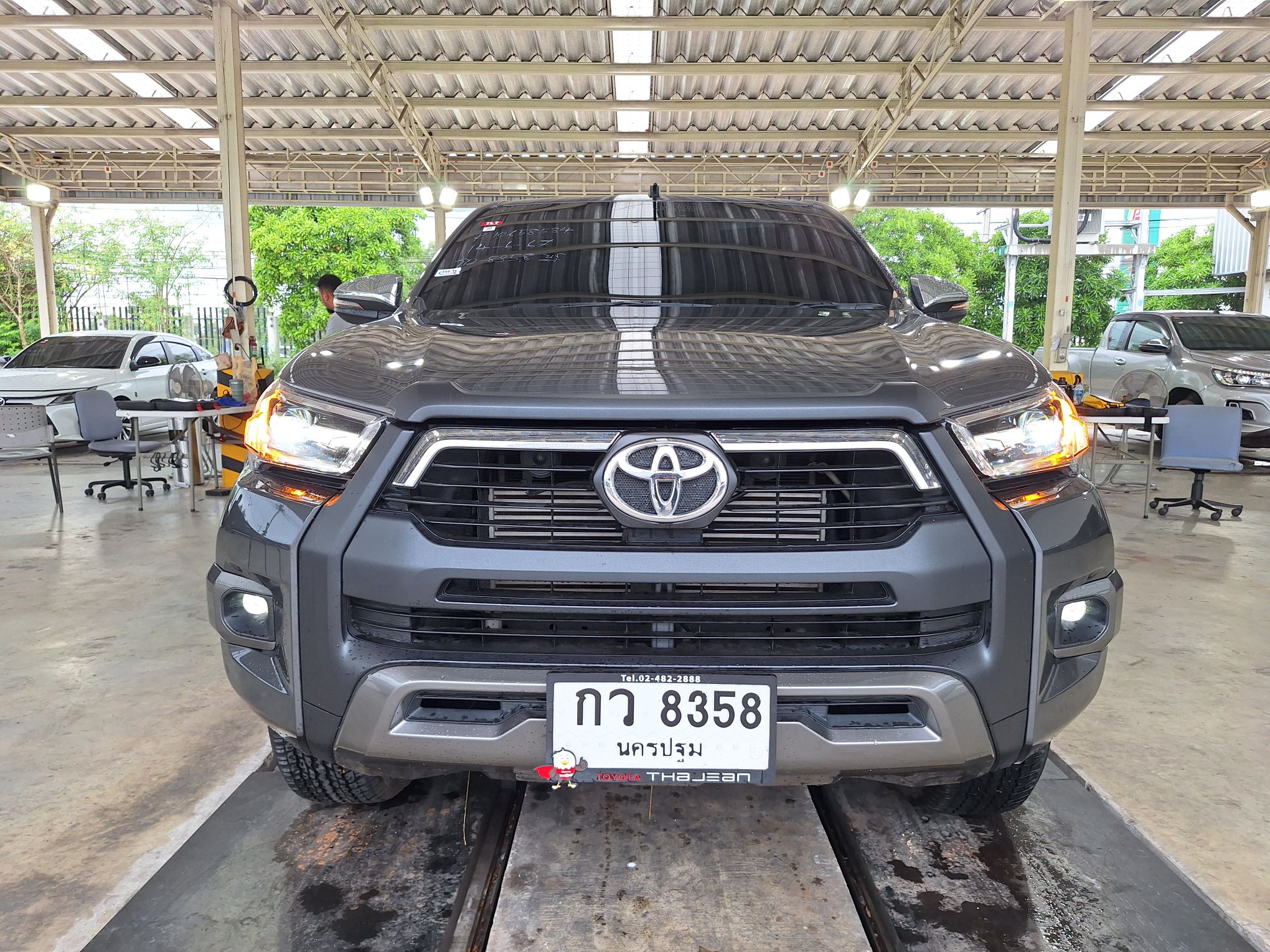 2022 TOYOTA HILUX DOUBLE CAB 2WD AT