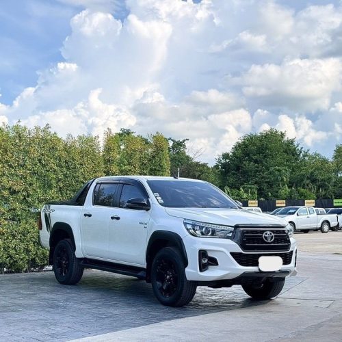 2019 TOYOTA HILUX REVO ROCCO AT 2.8 4WD 