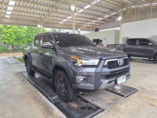 2022 TOYOTA HILUX DOUBLE CAB 2WD AT