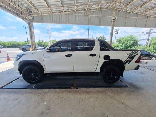 2019 Toyota Hilux Revo Rocco Double Cab AT 4WD 2.8 