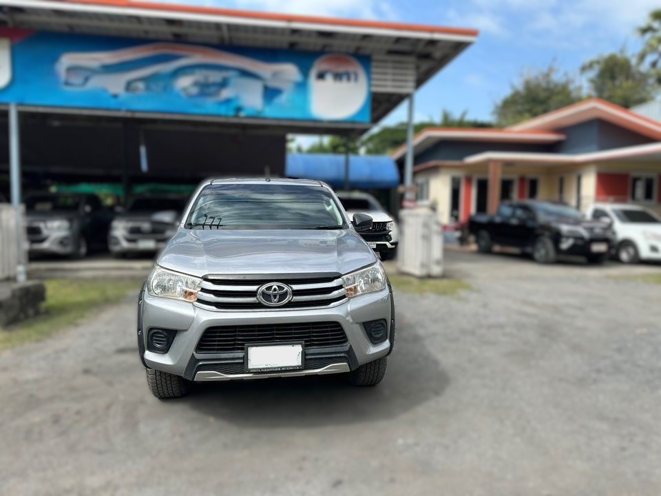 2018 TOYOTA HILUX REVO 2.8 4WD MT