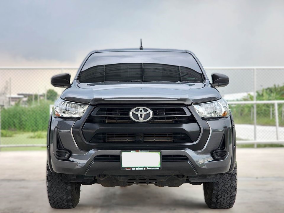 2021 TOYOTA HILUX REVO 2.8 4WD MT