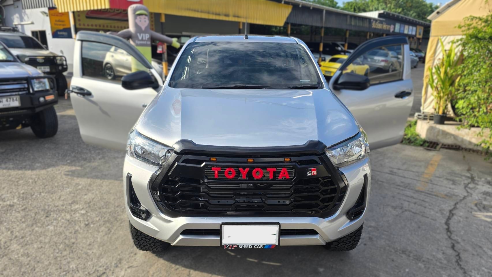 2021 TOYOTA HILUX REVO GR 2.8 4WD MT