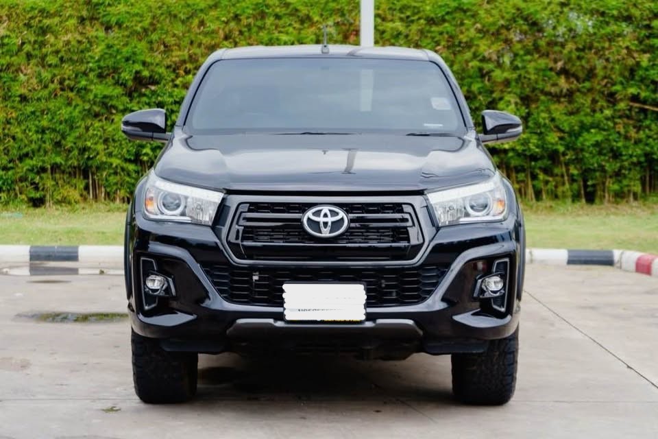 2018 TOYOTA HILUX REVO ROCCO 2.8 4WD AT