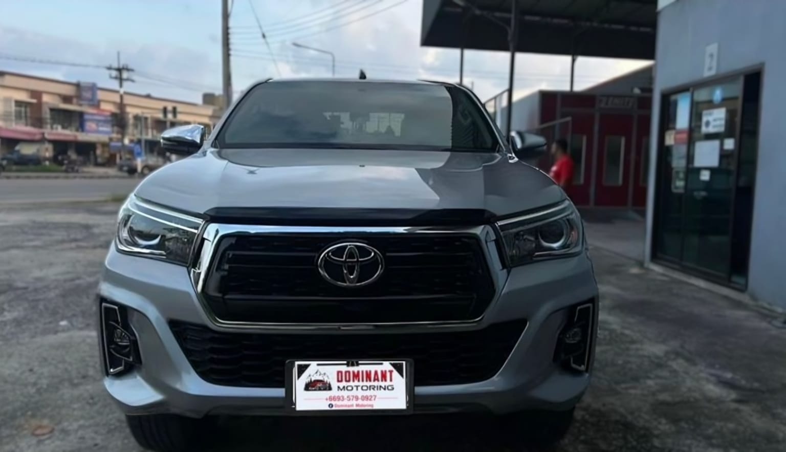 2018 TOYOTA HILUX REVO 2.4 4WD MT