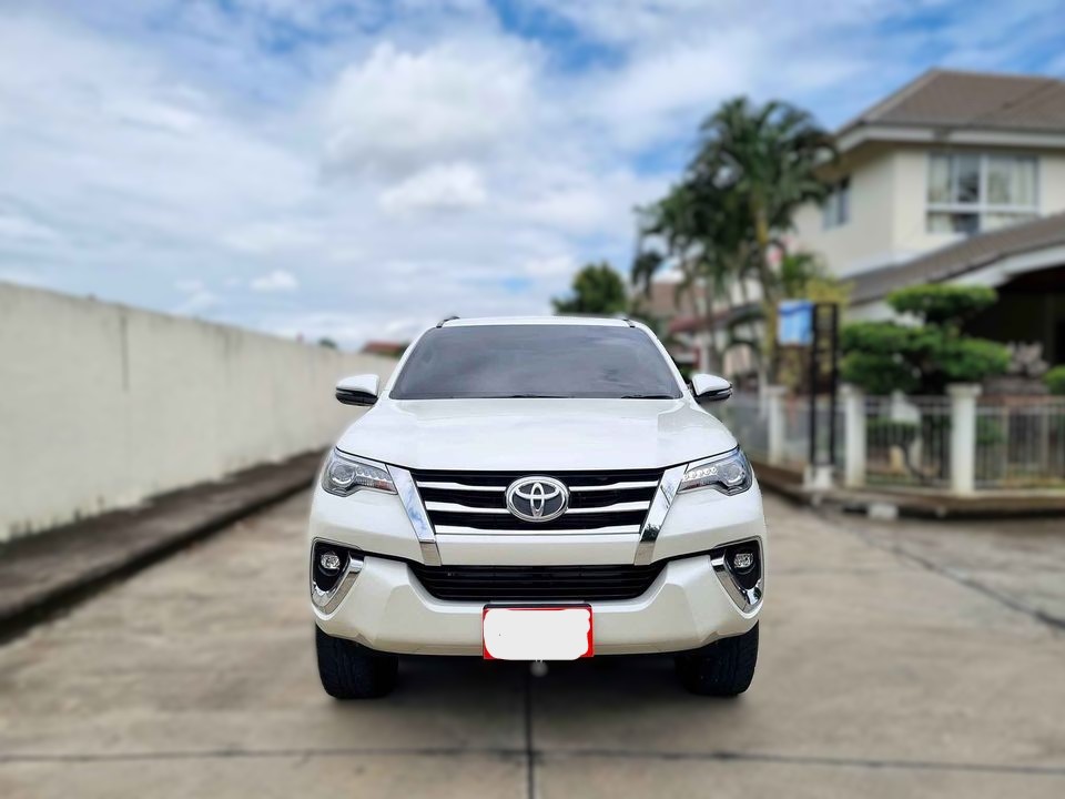 2019 TOYOTA FORTUNER 2.8 4WD AT