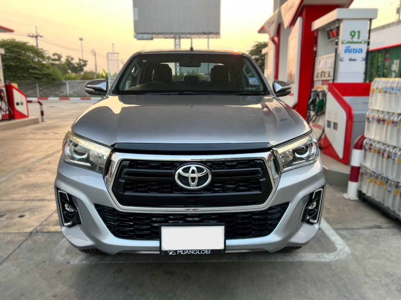 2018 TOYOTA HILUX REVO 2.8 4WD AT