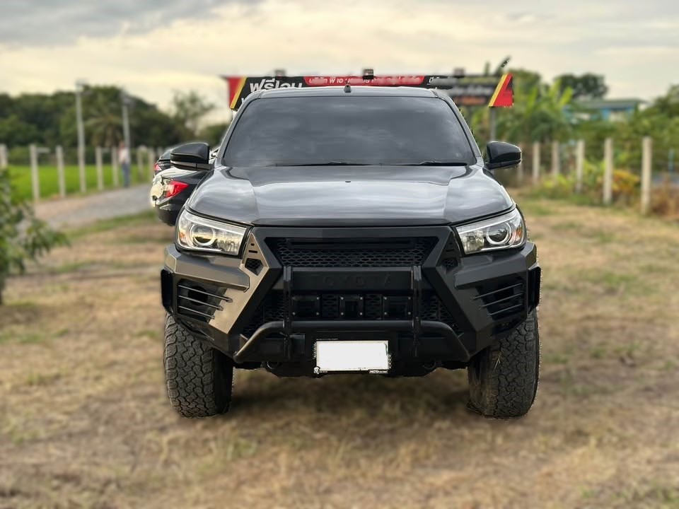 2018 TOYOTA HILUX REVO 2.8 4WD MT