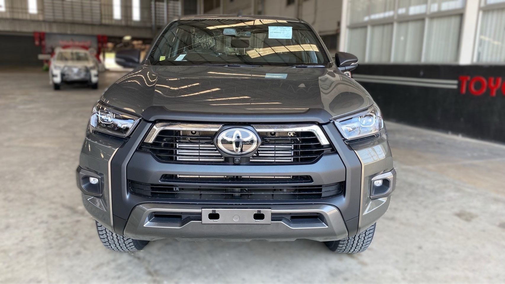 2025 TOYOTA HILUX ROCCO 2.8 4WD AT