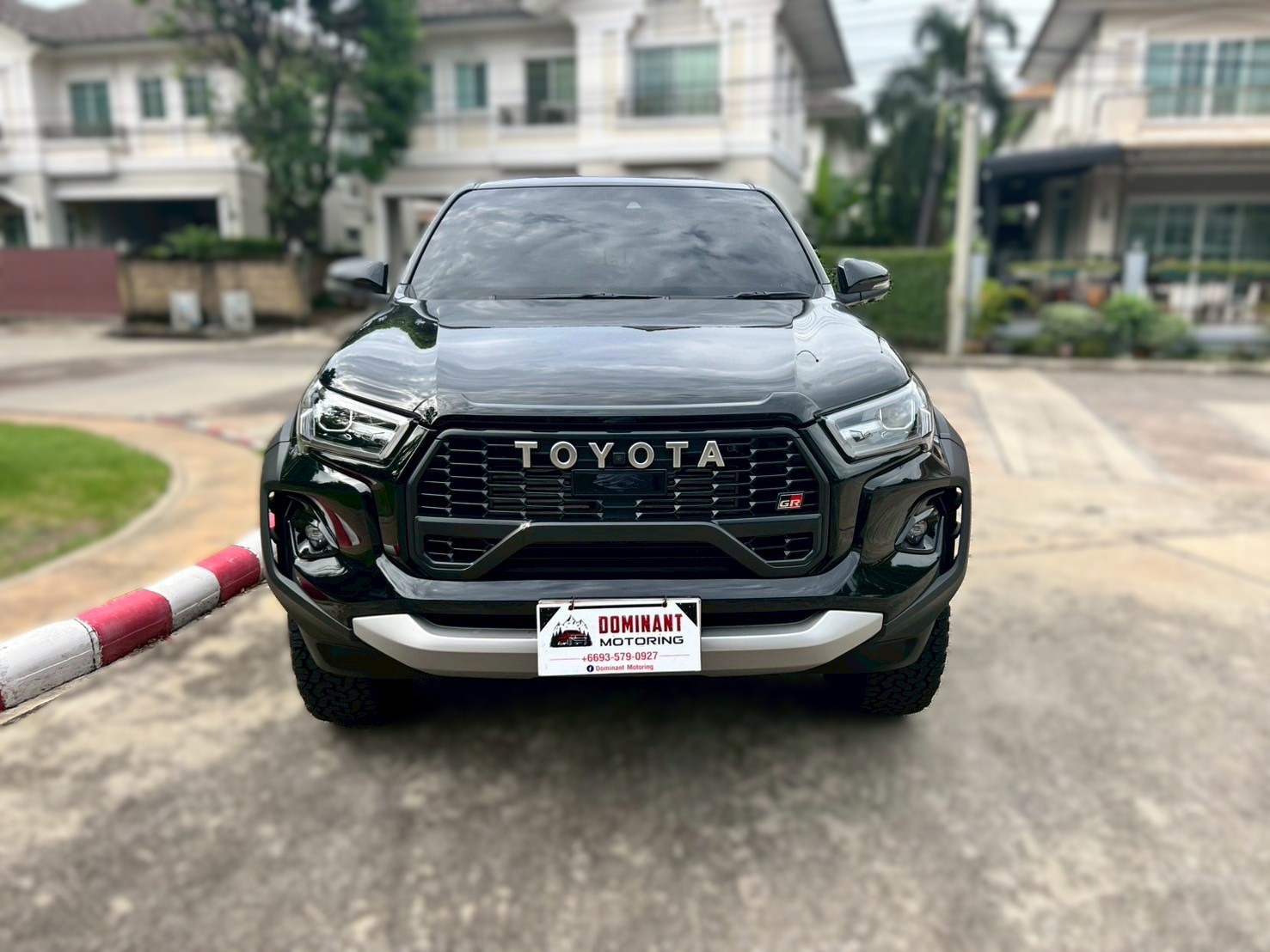 BRAND NEW 2025 TOYOTA HILUX DOUBLE CAB 4WD AT
