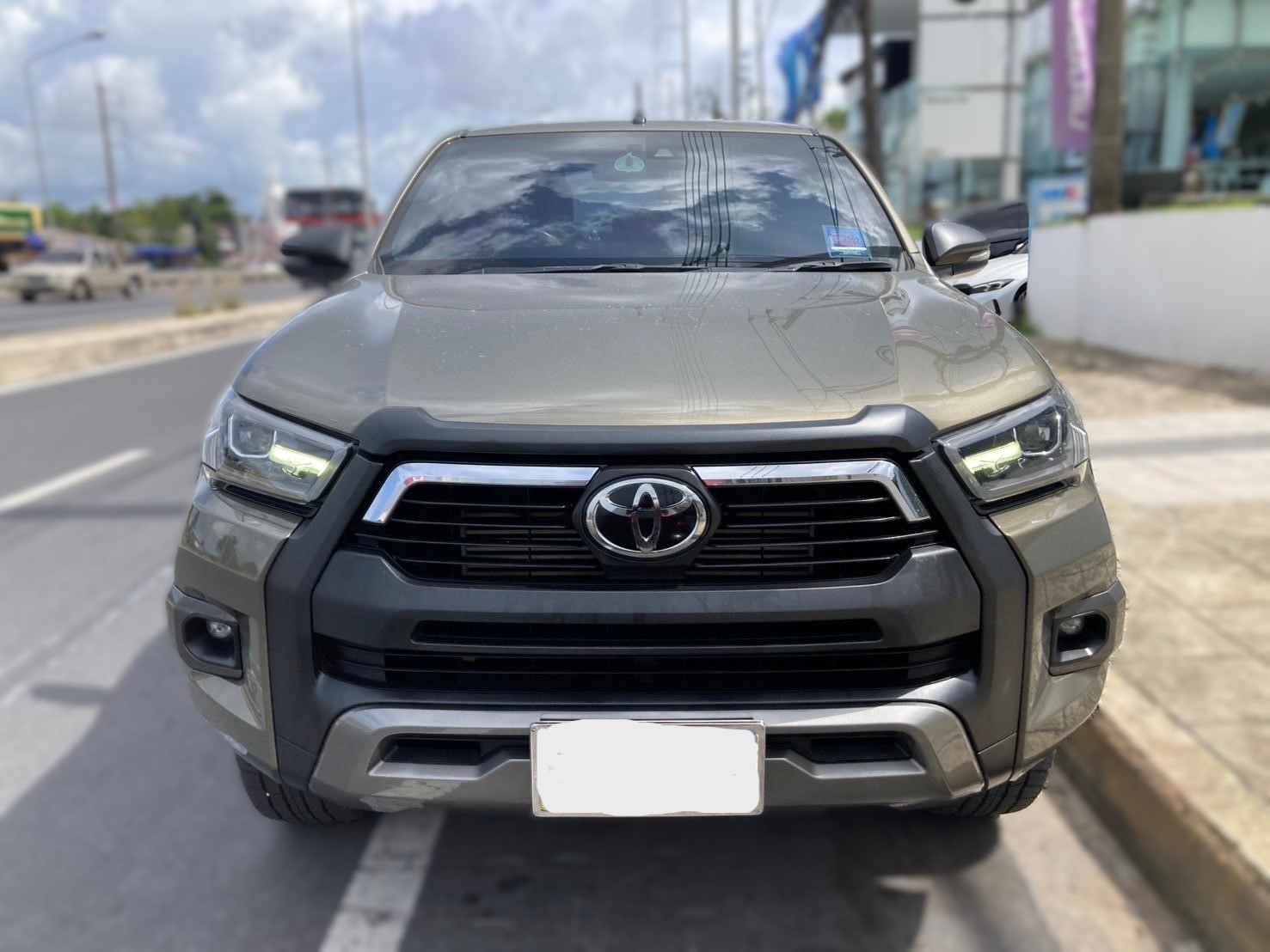 2020 TOYOTA HILUX ROCCO 4wd 2.8 AT