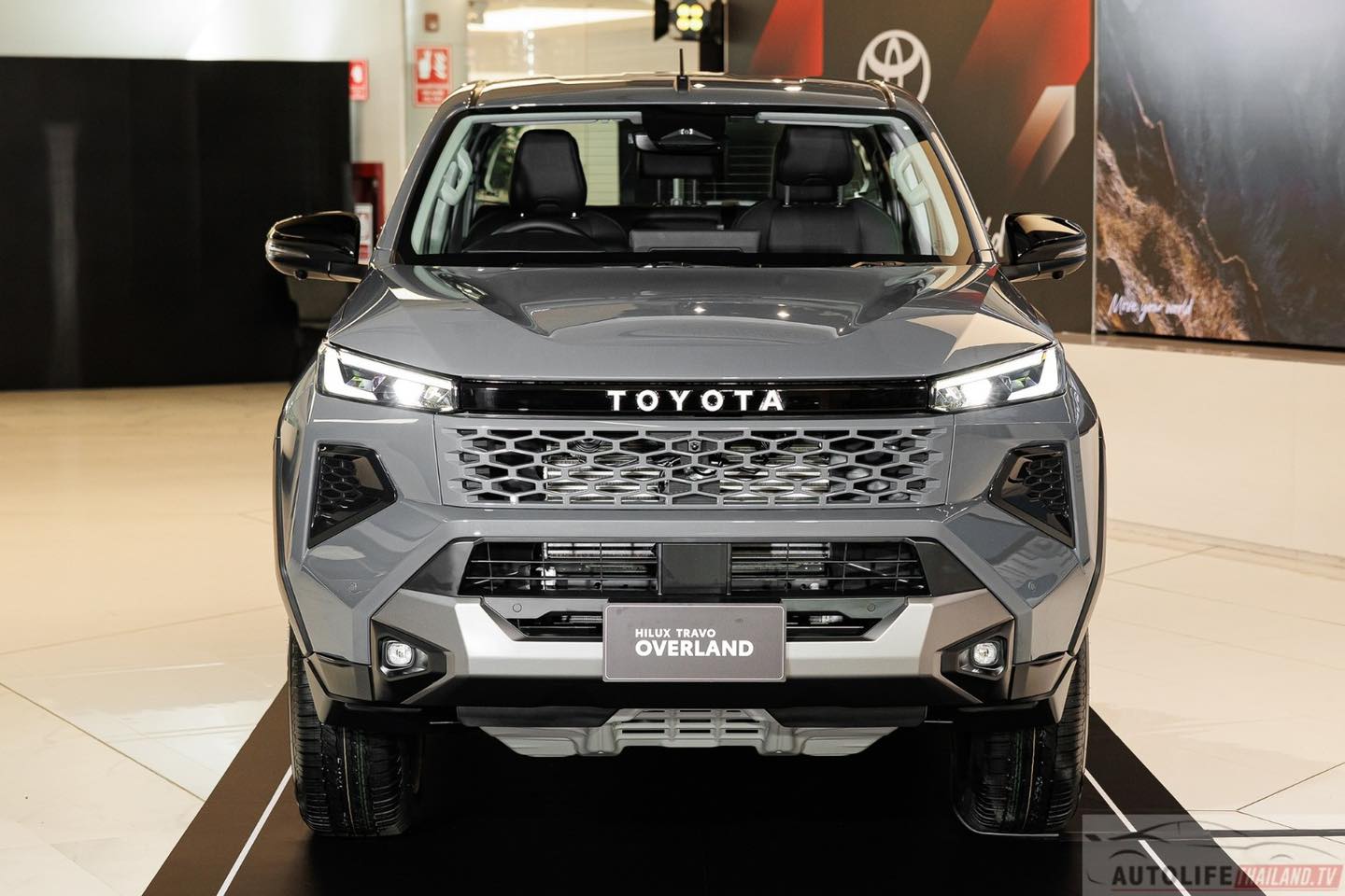 2026 TOYOTA HILUX TRAVO OVERLAND PLUS