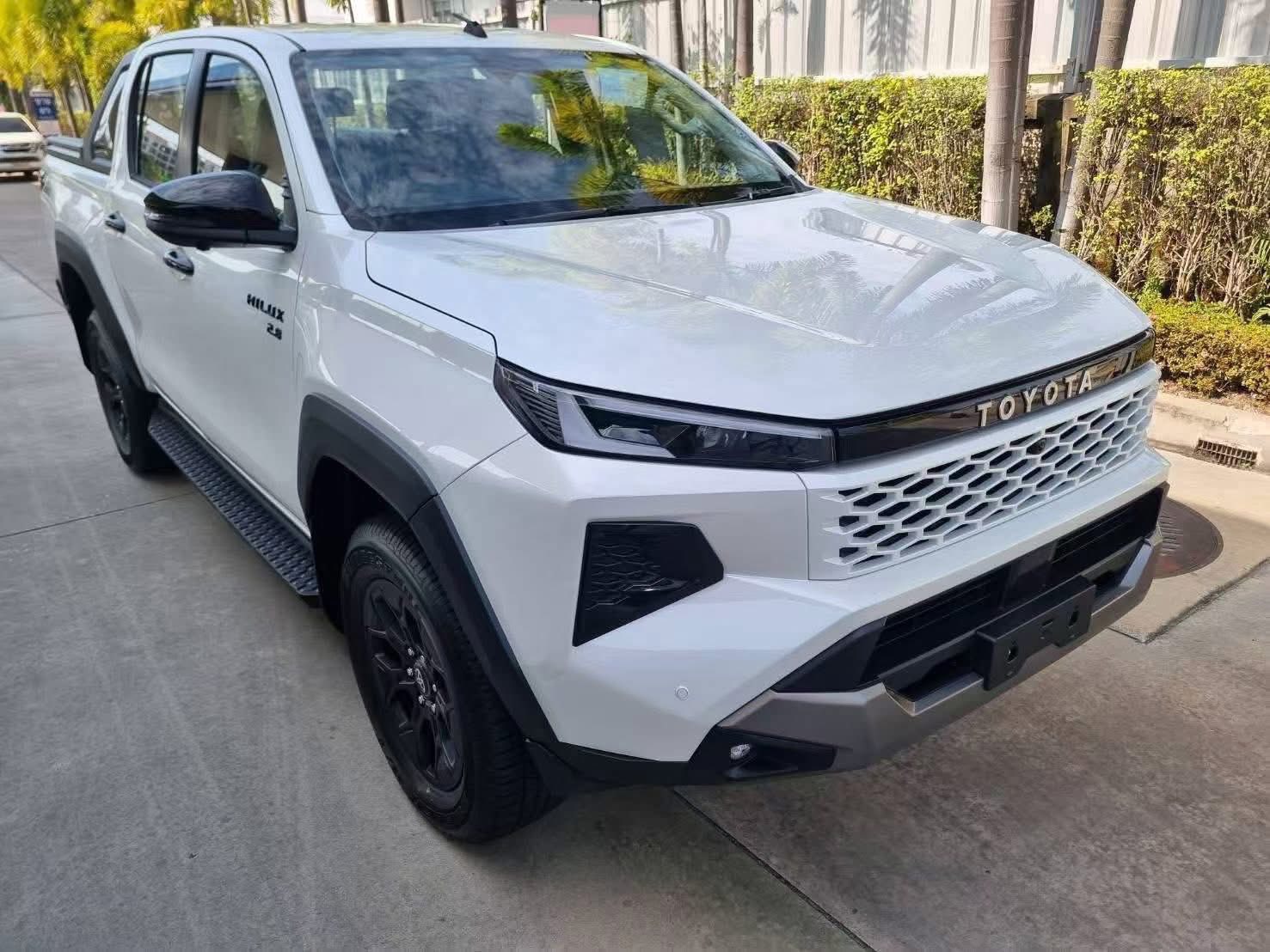 2026 TOYOTA HILUX TREVO OVERLAND PLUS